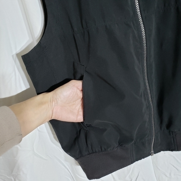 VINTAGE 90s Black Zip Up Windbreaker Bomber Vest  M - Picture 3 of 7
